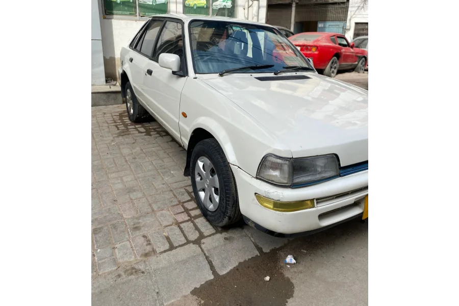 فورڈ ایسکارٹ برائے فروخت