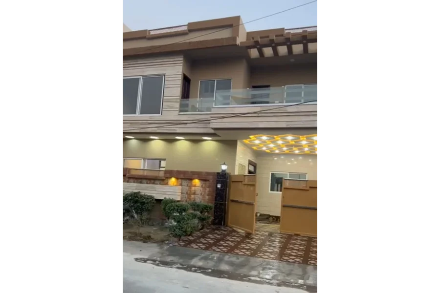 7 Marla House for Sale in Model City, Kinar Road Faisalabad
