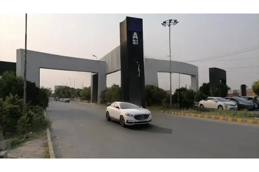 1 Kanal Plot For Sale in LDA Avenue, Lahore, Punjab