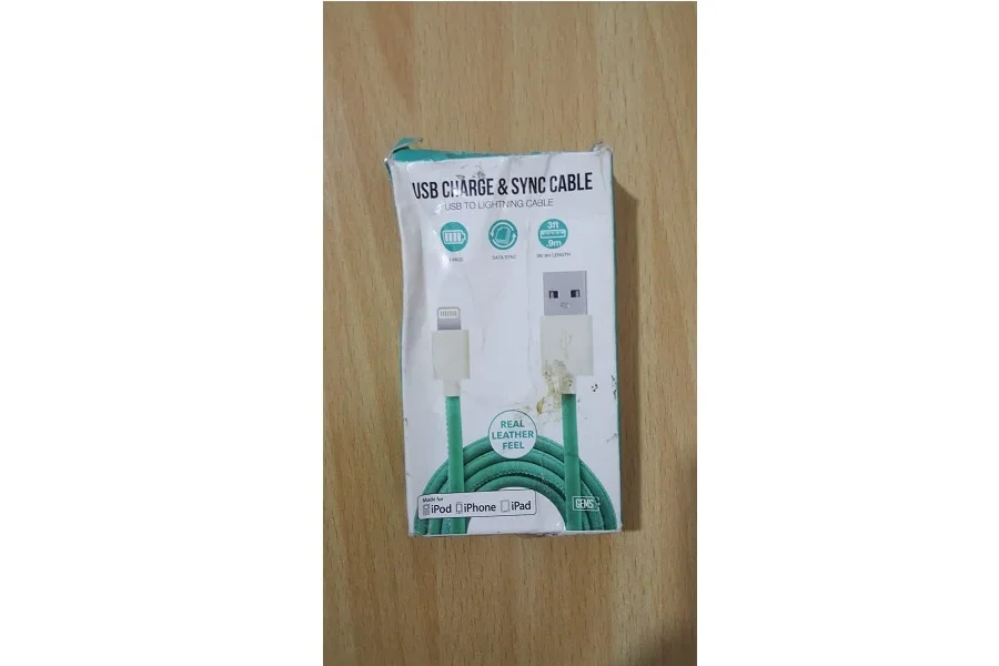 GEMS Lightning Cable