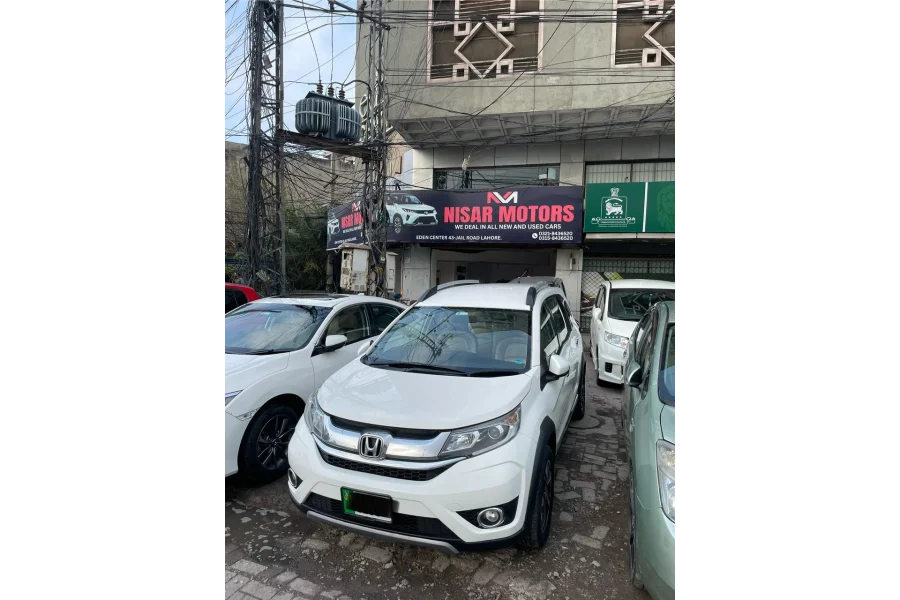 ہونڈا بی آر وی فروخت کے لیے دستیاب ہے۔