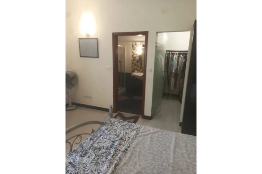 ڈی ایچ اے فیز 8، کراچی میں بنگلہ برائے فروخت