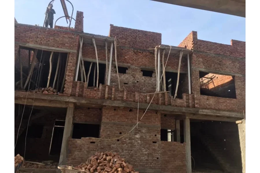 D17 میں 2 کنال کا مکان