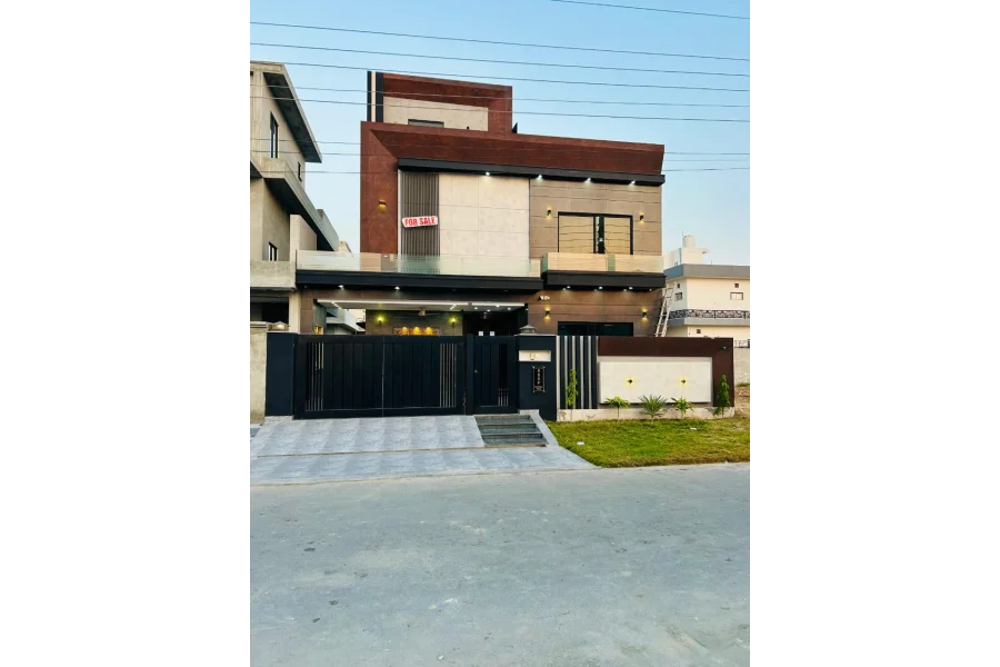 سینٹرل پارک ہاؤسنگ سکیم میں 10 مرلہ رہائشی پلاٹ برائے فروخت