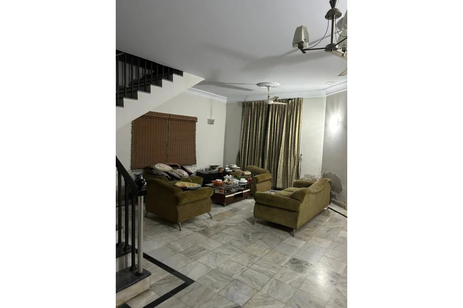 Banglow for Sale in DHA Phase 4, Karachi