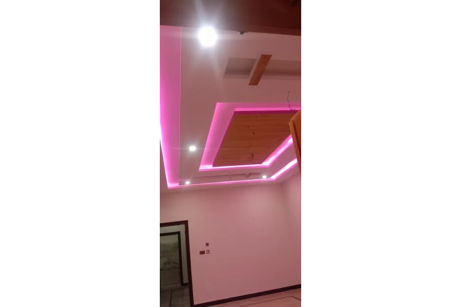 8MARLA DOUBLE STORY HOUSE FOR SALE