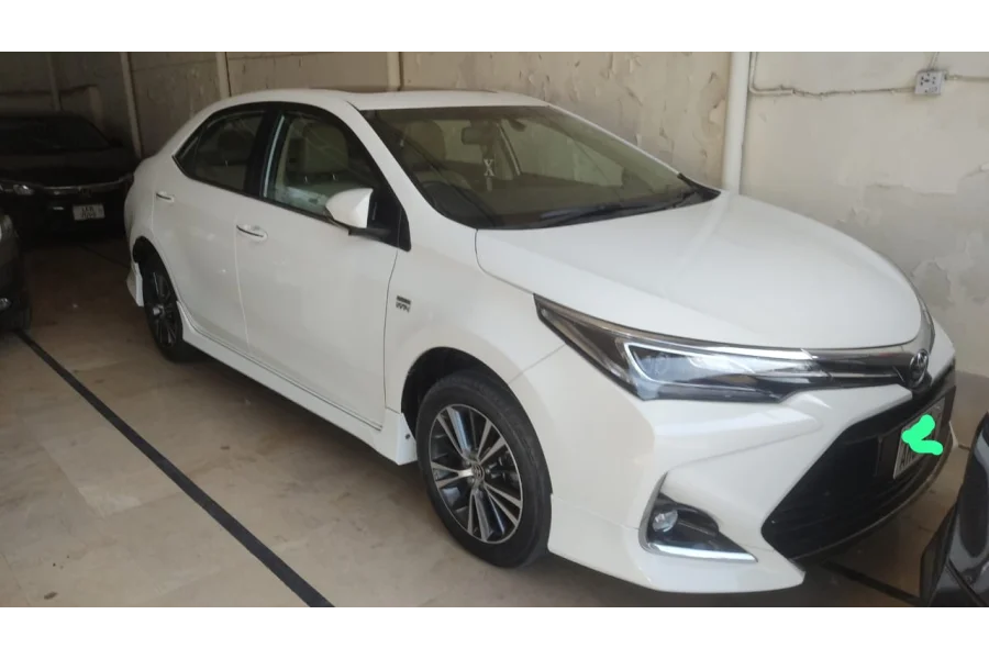 TOYOTA ALTIS GRANDE 1.8 AVAIABLE FOR SALE