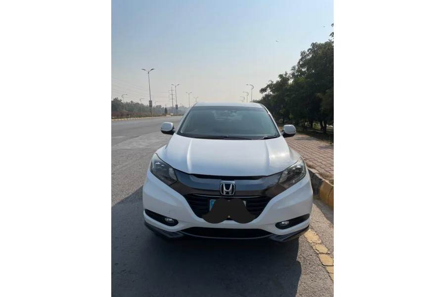 HONDA VEZEL 2014 MODEL  AVAILABLE FOR SALE