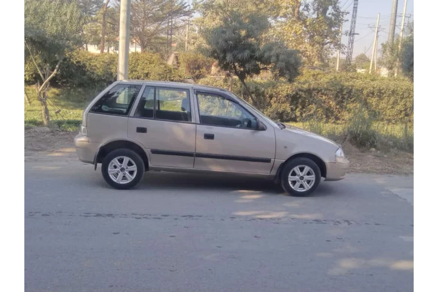 Suzuki Cultus EFi model