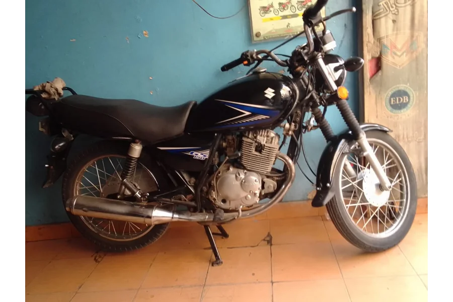 Suzuki GS 150 Motorbike for Sale