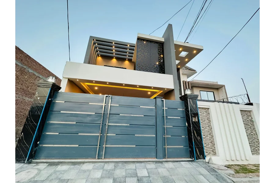 10MARLA HOUSE AVAILABLE FOR SALE