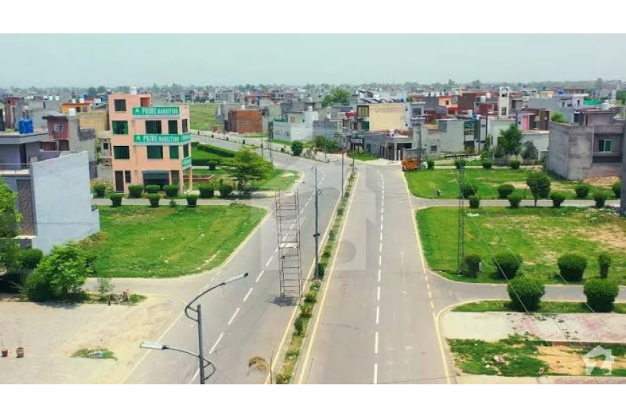 10 Marla Plot Available for Sale on installment in REHAN GARDEN