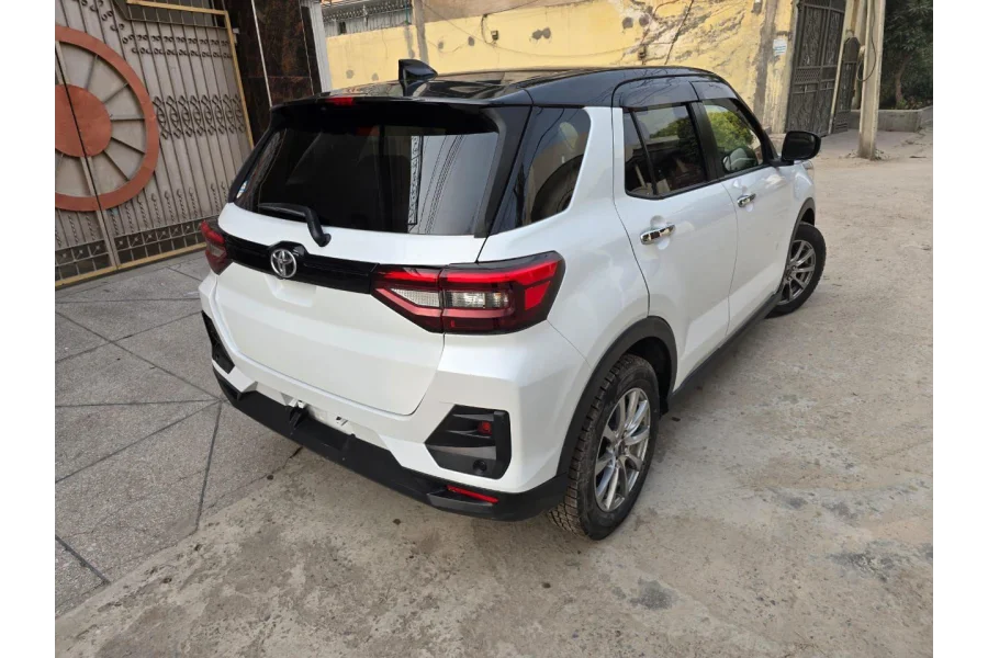 ٹویوٹا RAIZ ورژن 2020 ماڈل فروخت کے لیے دستیاب ہے