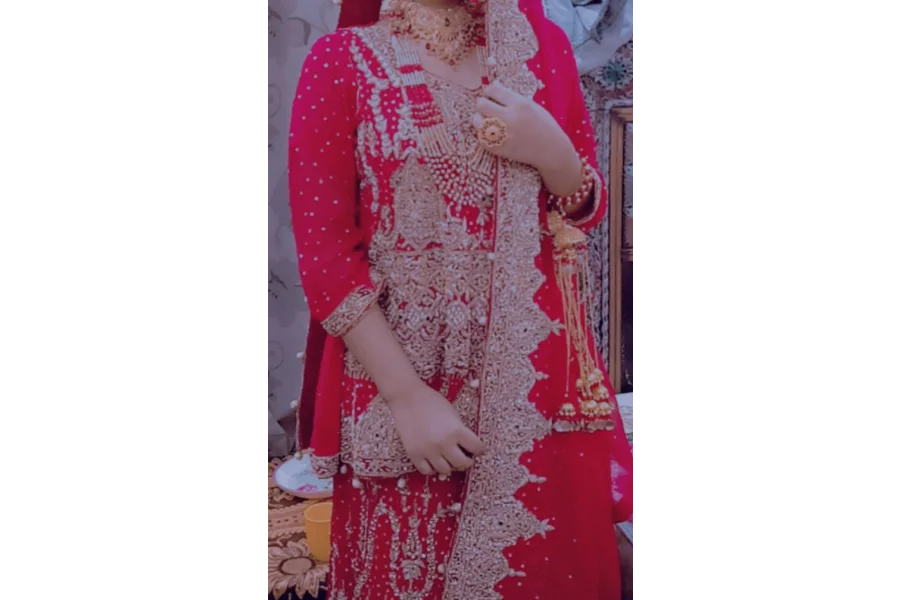 دلہن کا لباس (لہنگا) برائے فروخت