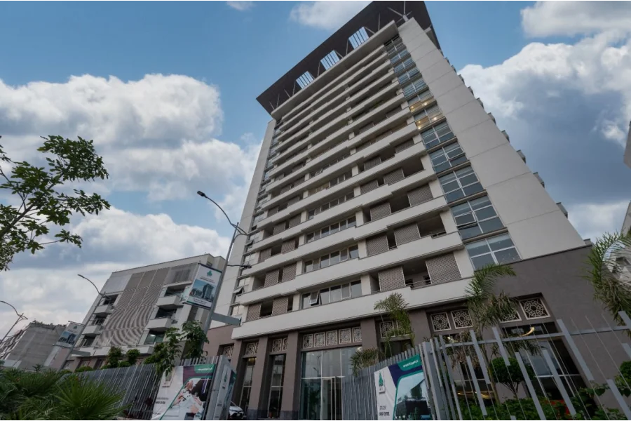 4200 sqft Penthouse for Sale in DHA Phase 5 Penta-Square