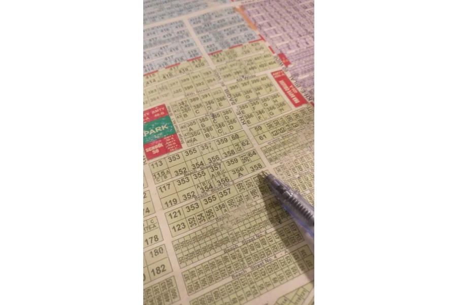 ڈی ایچ اے فیز 8، کراچی میں کارنر پلاٹ برائے فروخت