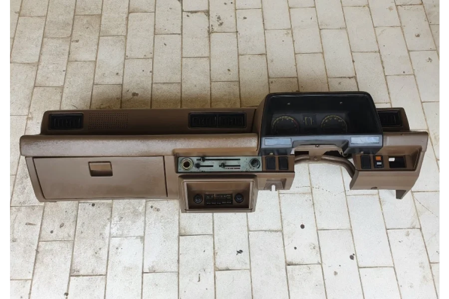 Suzuki charade 86 model