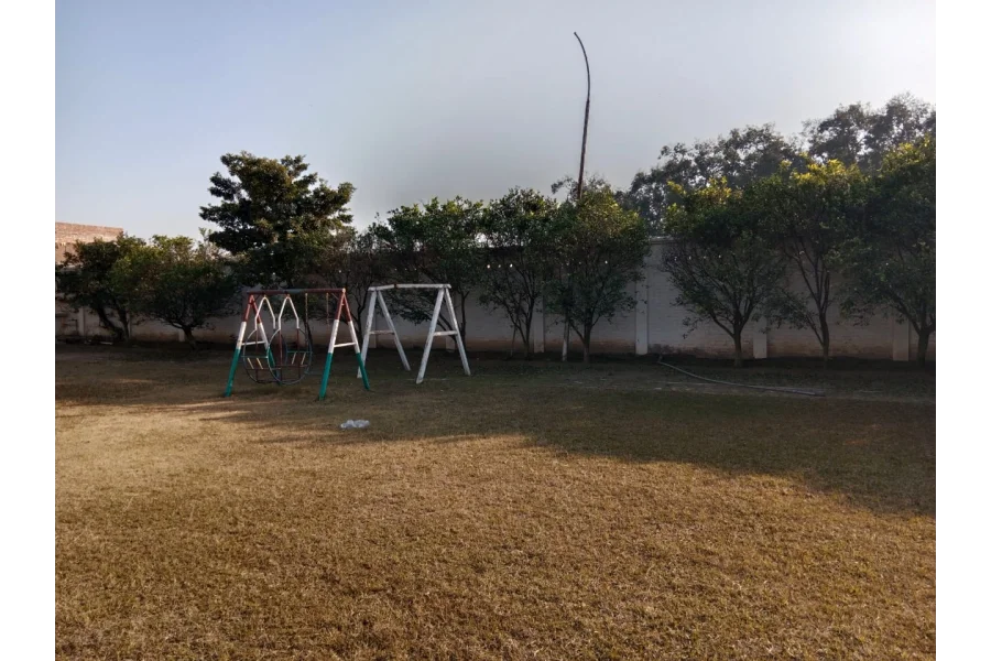 7KANAL FARMHOUSE AVAILABLE FOR SALE IN NAROWAL NEAR JUDICIAL COMPLEX