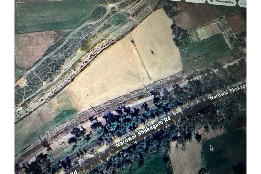 202MARLA RESIDENCIAL PLOT AVAILBLE FOR SALE IN SHAKARGARH