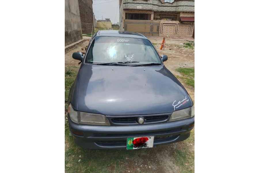 Toyota Corolla 2000 model for Sale