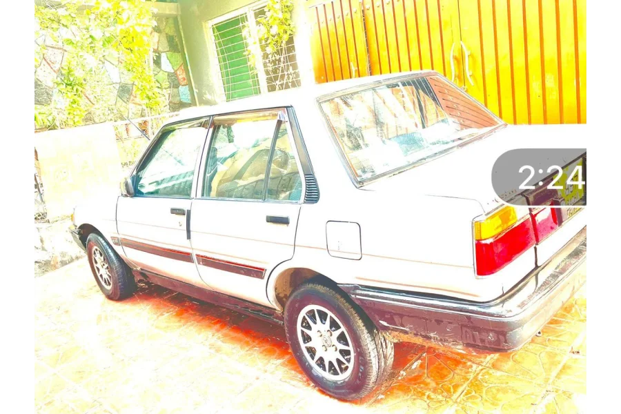 ٹویوٹا کرولا 1986 ماڈل برائے فروخت