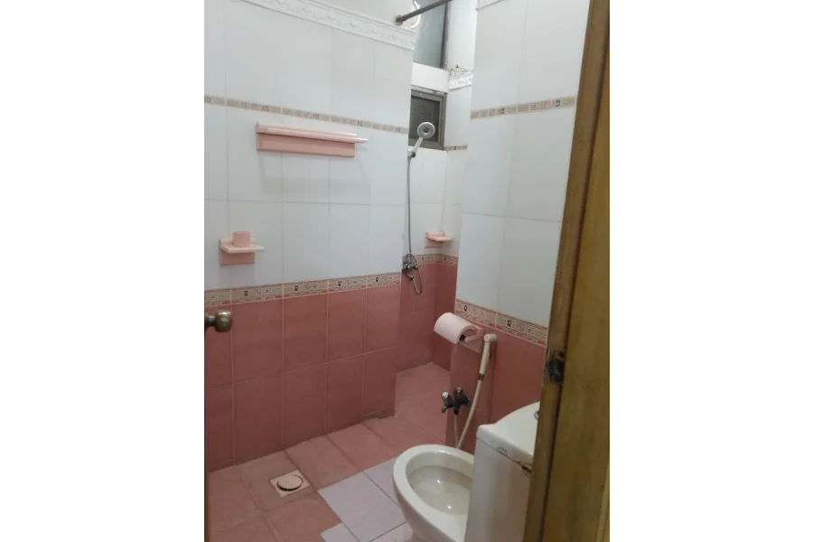 6 Marla House Available for rent in F11