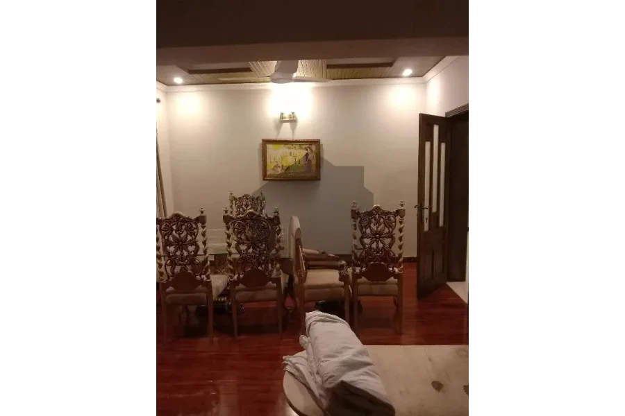 20 Marla House In E-11 Available For Sale