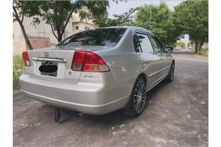 ہونڈا سوک اوریل مینوئل 2003 ماڈل ایمولیٹ کنڈیشن