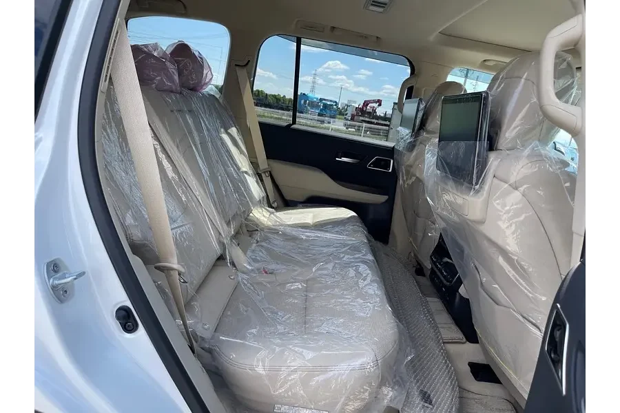 Toyota Land Cruiser 2023