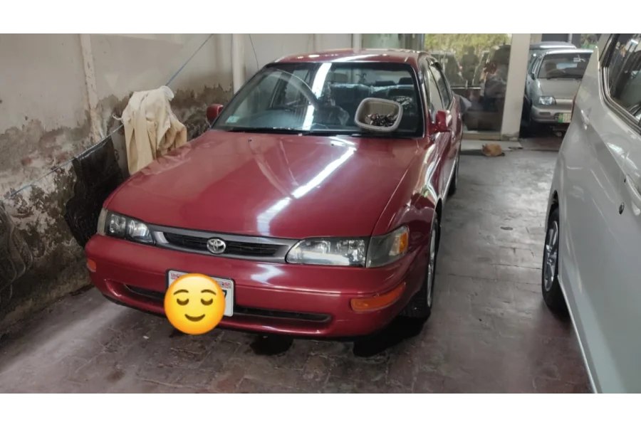 TOYOTA COROLLA CANADIAN MODEL 1992 MODEL AVAILABLE FOR SALE