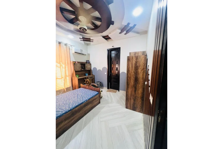 Banglow for Sale in Clifton Block 5, Karachi