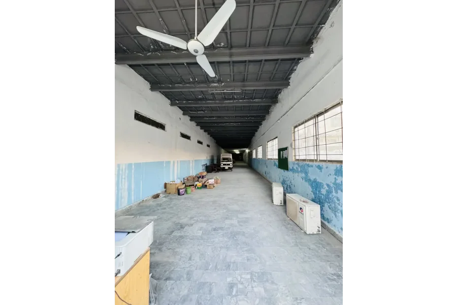 I9 میں گودام / دفتر / تجارتی کرایہ پر