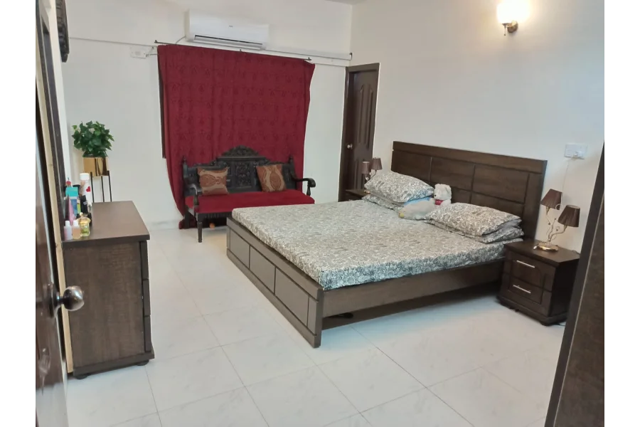 پی ای سی ایچ ایس بلاک 6، کراچی میں بنگلہ برائے فروخت