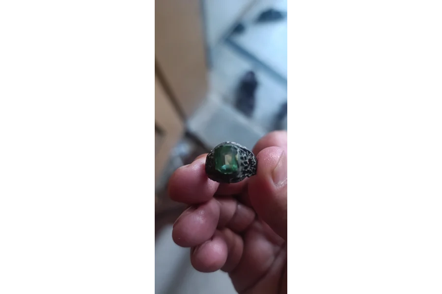 Pakistani origin Emerald Stone