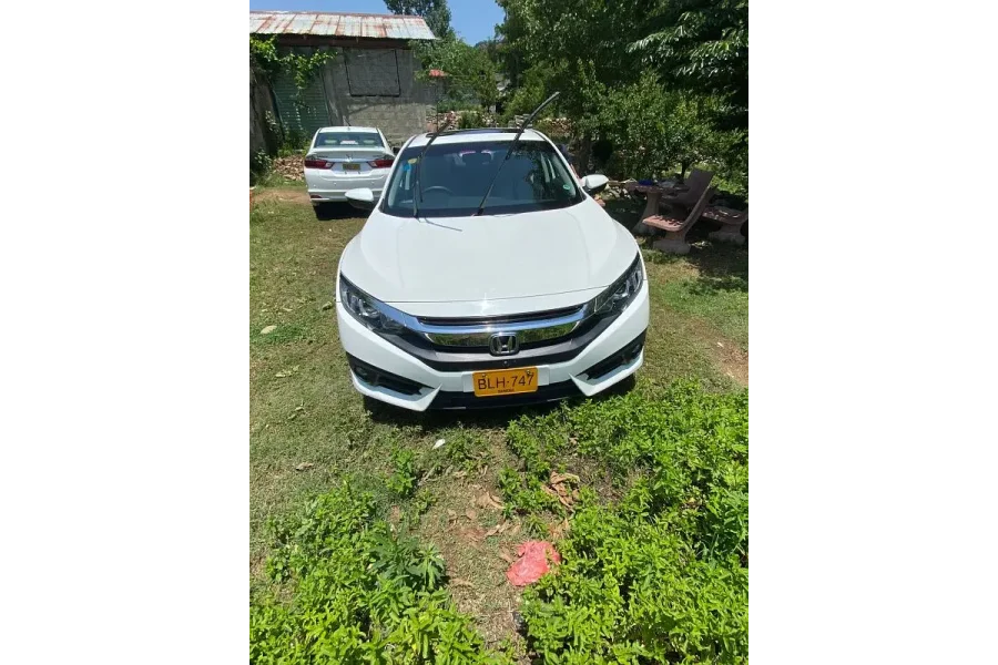 Honda Civic 2017 | Mint Condition | First Owner