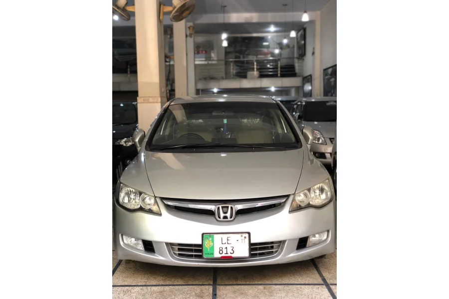 Honda Civic VTi prosmatic فروخت کے لیے دستیاب ہے۔