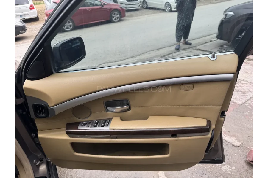 BMW 7 سیریز 745Li 2008