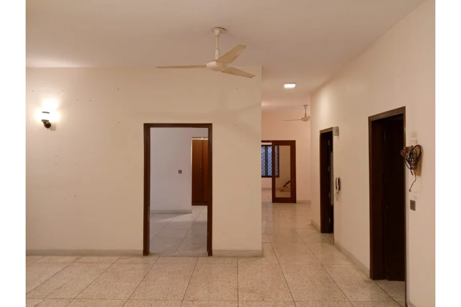 ڈی ایچ اے فیز 7، کراچی میں بنگلہ کرایہ پر دستیاب ہے۔