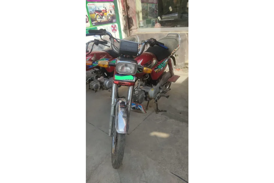 TREET 70 CC موٹر سائیکل فروخت کے لیے دستیاب ہے۔