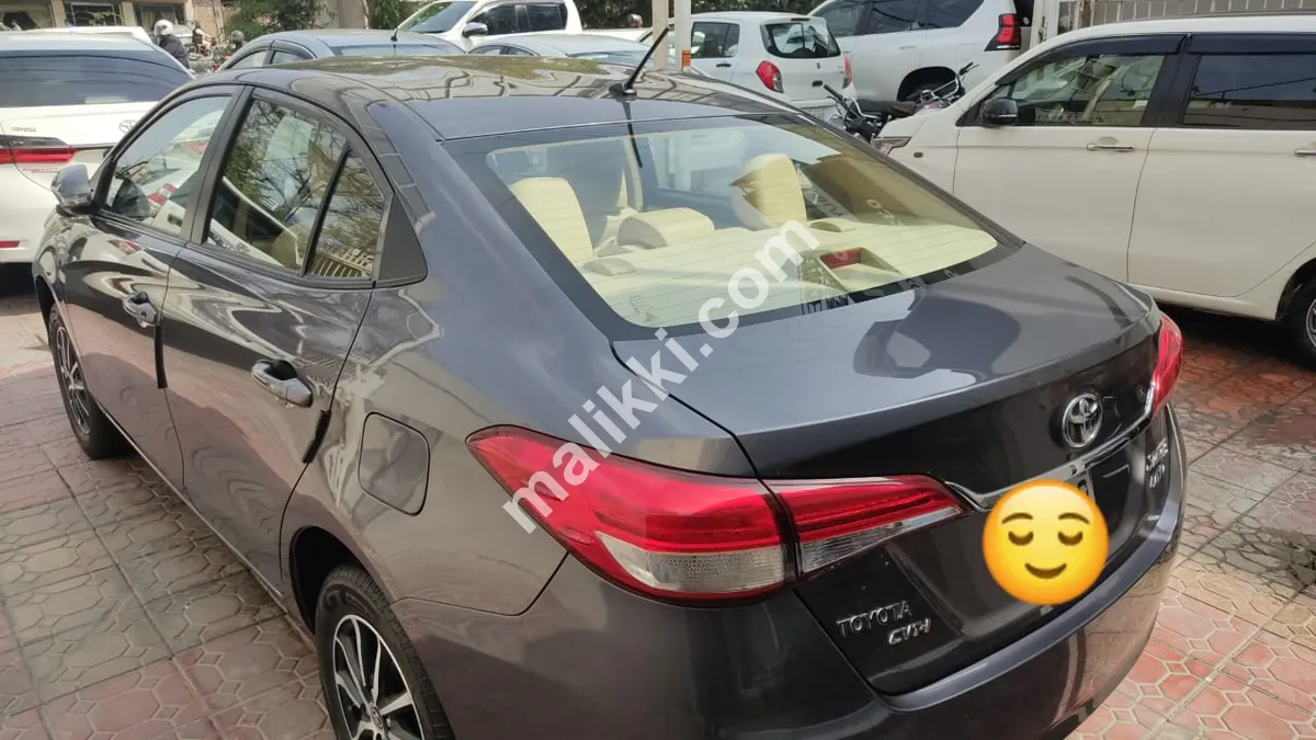 TOYOTA YARIS 2024 MODEL AVAILABLE FRO SALE