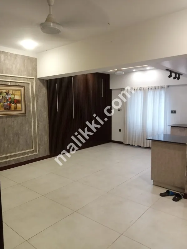 ڈی ایچ اے فیز 5، کراچی میں فلیٹ برائے فروخت