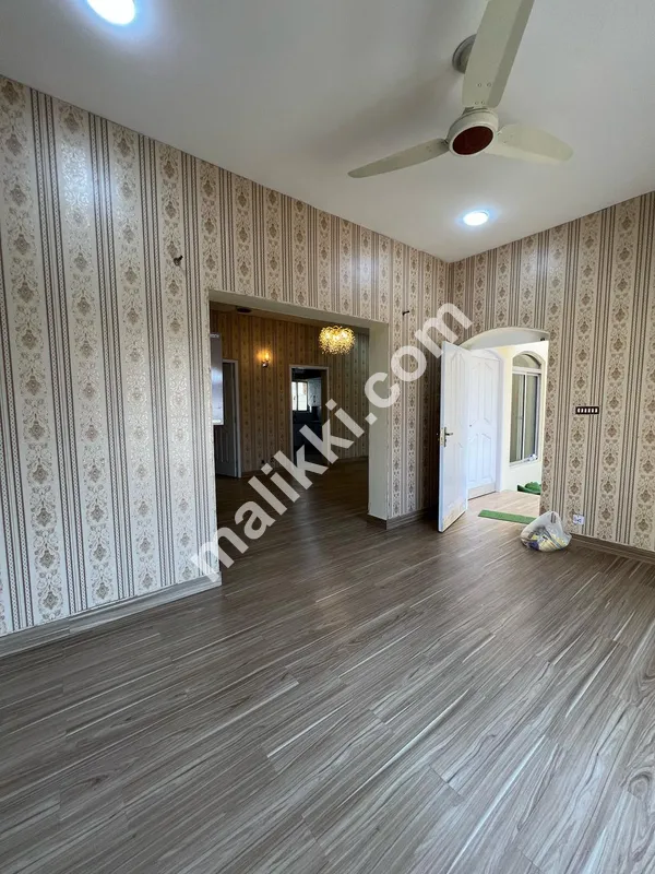 1 Kanal House for Rent
