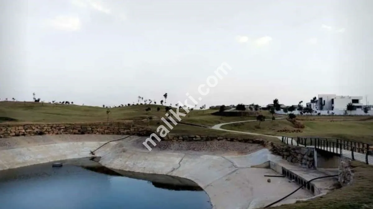 10 marla Plot for sale