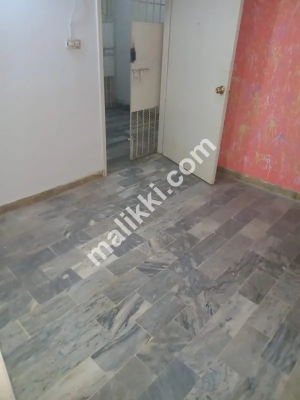 ڈی ایچ اے فیز 5، کراچی میں کرایہ کے لیے اسٹوڈیو اپارٹمنٹ