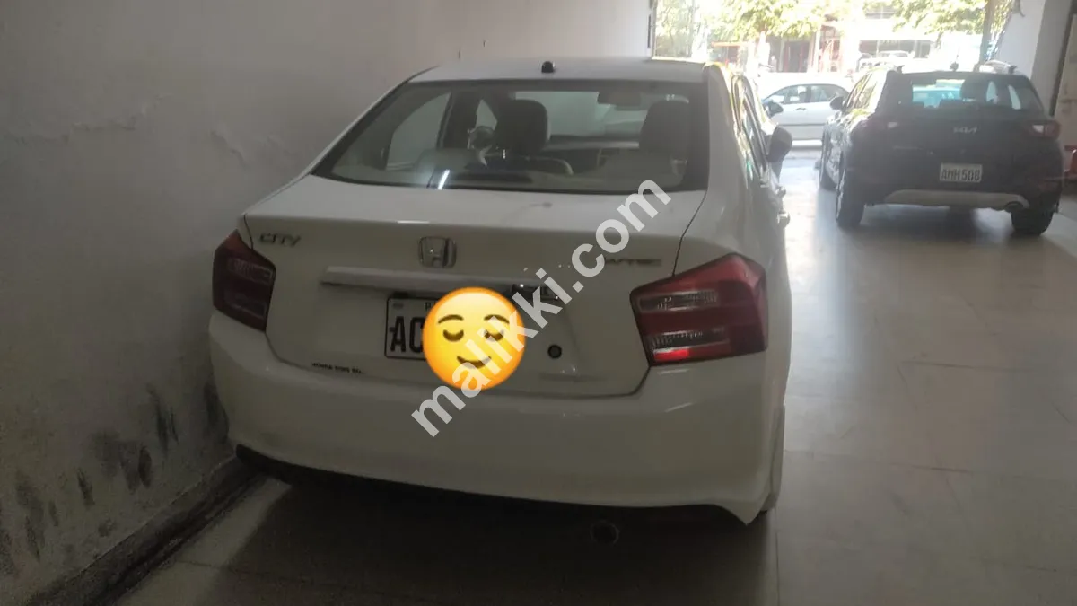 HONDA CITY IVTEC AVAILABLE FOR SALE