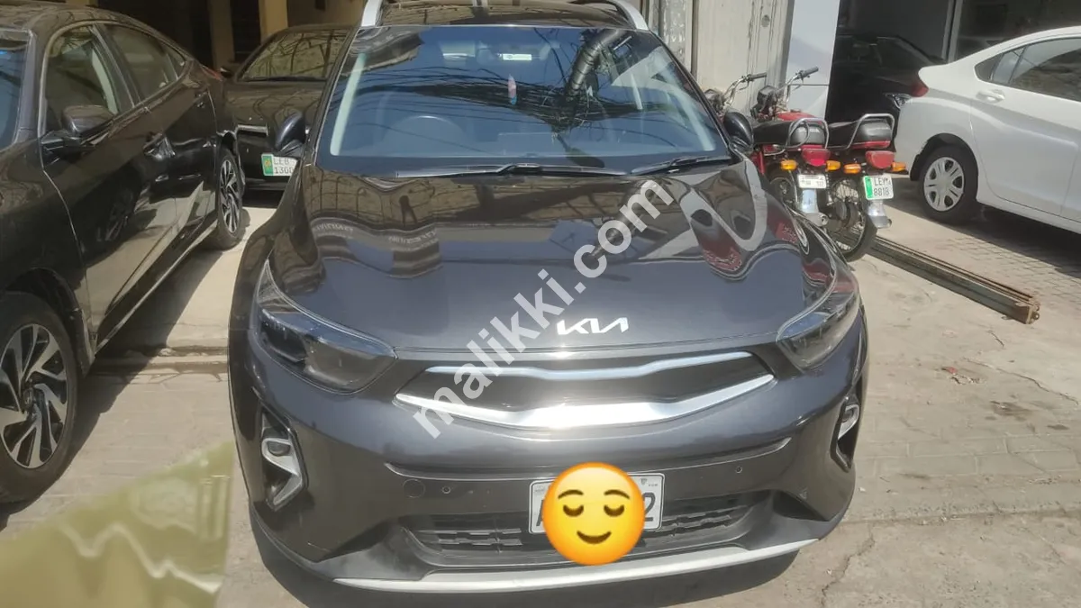 KIA STONIC 2021 ماڈل فروخت کے لیے دستیاب ہے۔