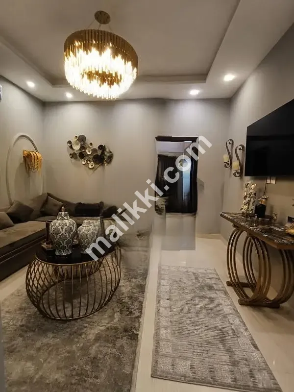 ONE BED LUXURY FURNISHED APARTMENT AVAILABLE FOR RENT