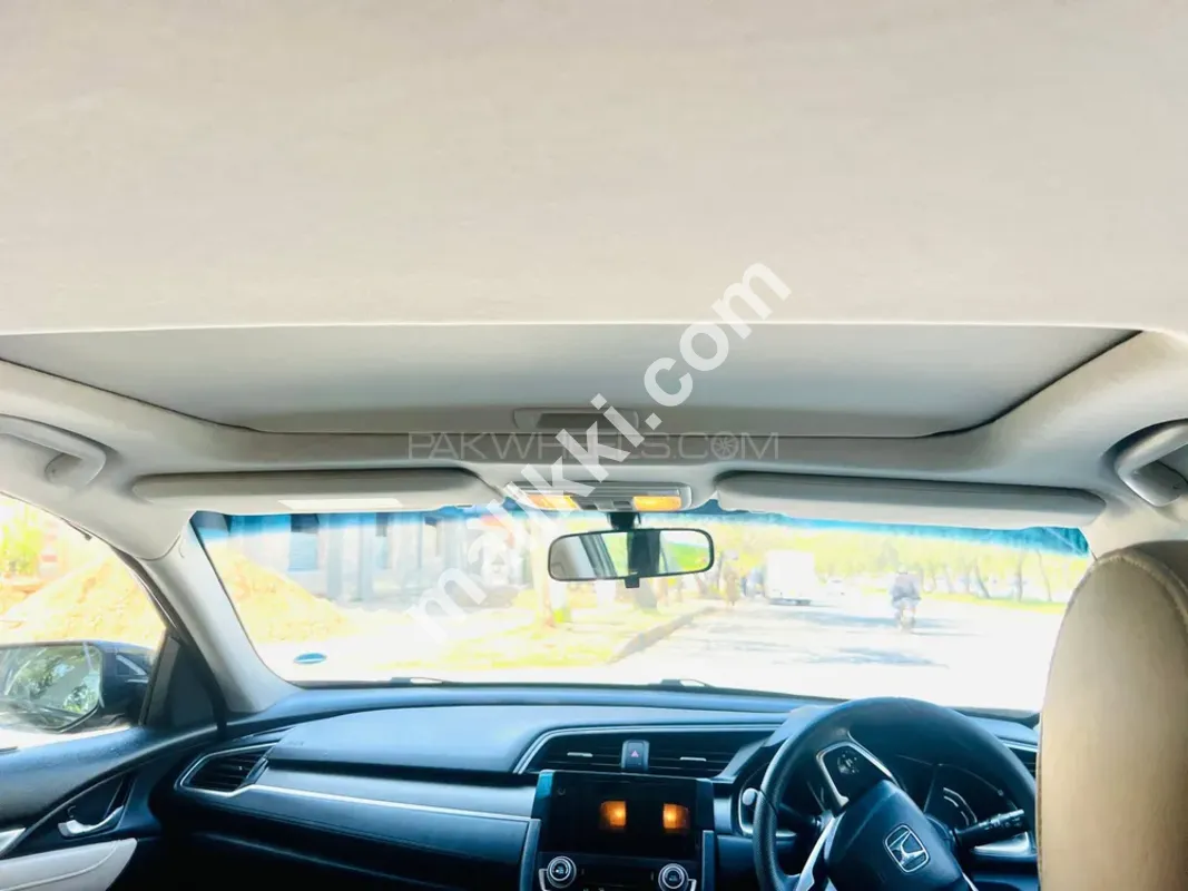 Honda Civic Oriel 1.8 i-VTEC CVT 2018