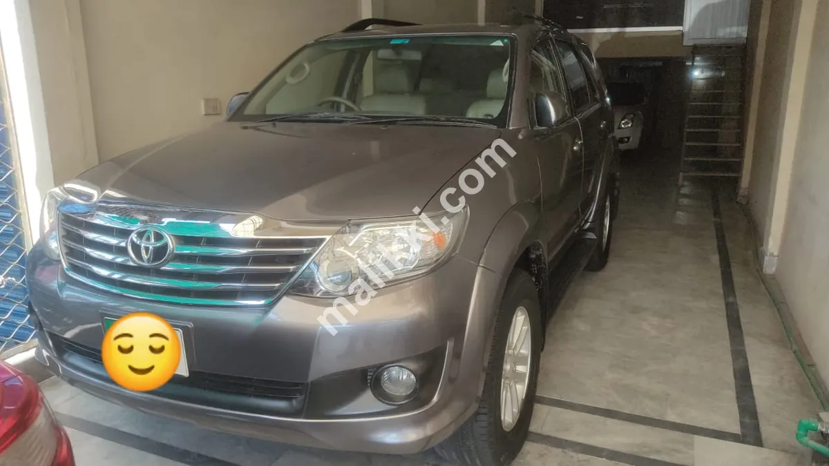 Fortuner 2013 model gray color FOR SALE