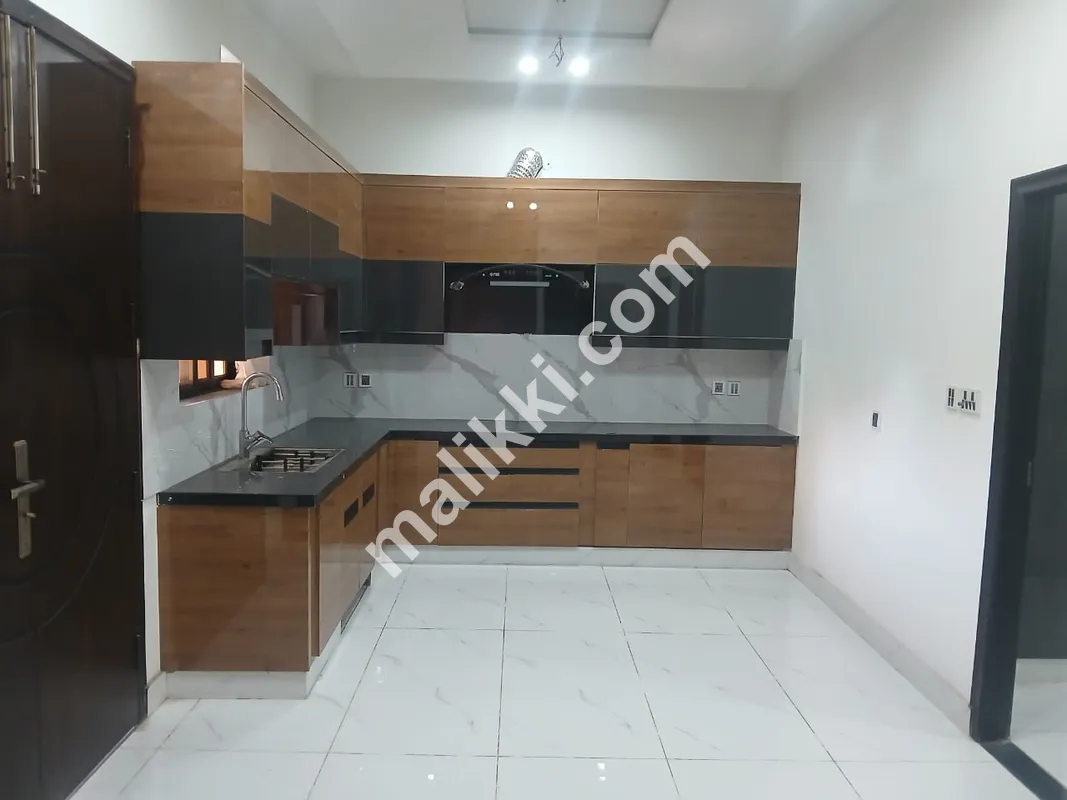 4.5 مرلہ مکان برائے فروخت